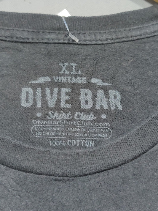 Dive Bar Vintage T-Shirt for Men – XL | Classic Streetwear Style