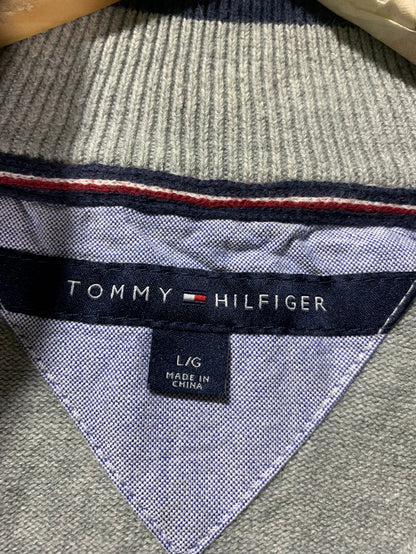 Tommy Hilfiger Vintage Sweater for Men – Large | Classic Heritage Knitwear Style