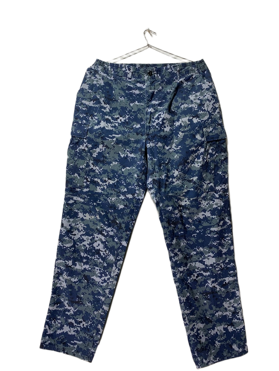 U.S. Navy Vintage Cargo Pant for Men – Large | Durable Military Workwear Style