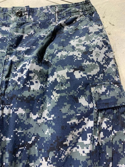 U.S. Navy Vintage Cargo Pant for Men – Large | Durable Military Workwear Style