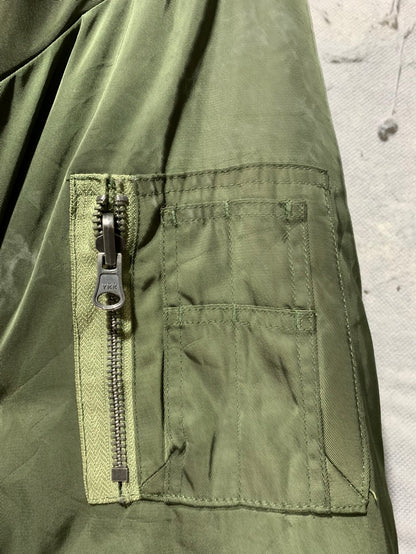 Vintage Bomber Jacket for Men – XL | Durable Workwear & Streetwear Style