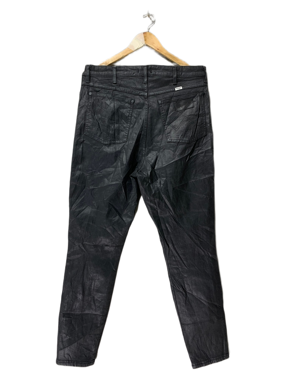 Wrangler Vintage Workwear Pant for Men – Medium | Durable Classic Utility Style