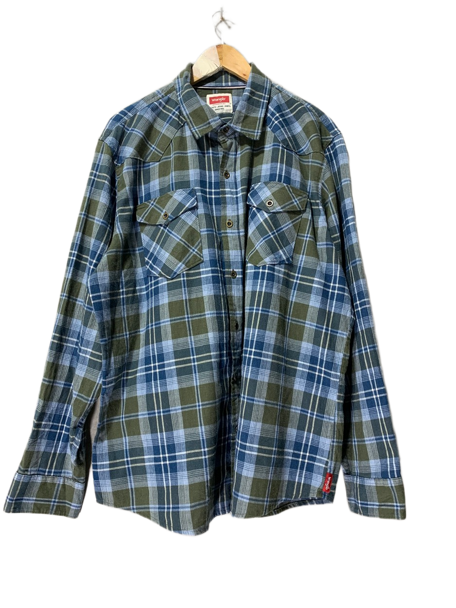 Wrangler Vintage Work Shirt for Men – XL | Durable Classic Western Style
